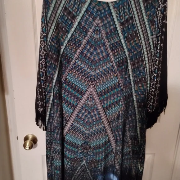 Dress - Picture 2 of 2